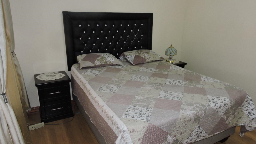4 Bedroom Property for Sale in Heuweloord Gauteng