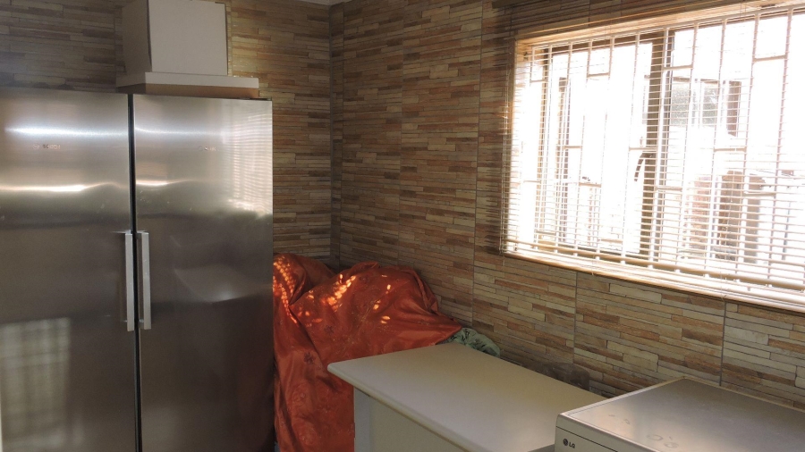 4 Bedroom Property for Sale in Heuweloord Gauteng
