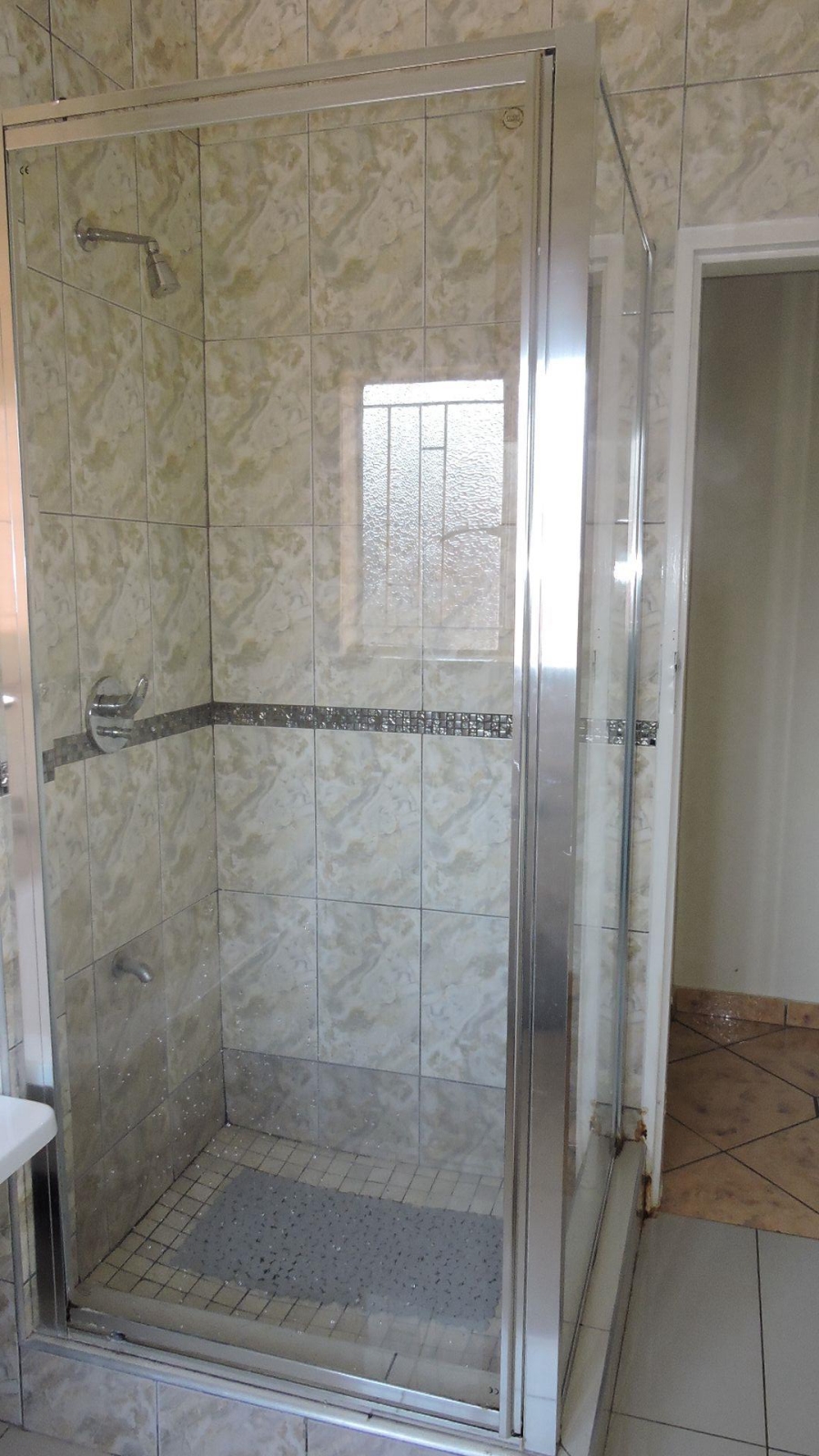 4 Bedroom Property for Sale in Heuweloord Gauteng