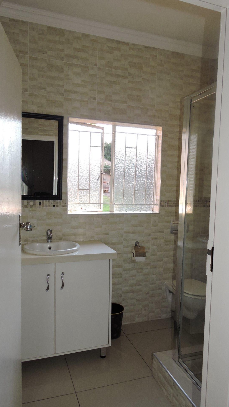 4 Bedroom Property for Sale in Heuweloord Gauteng