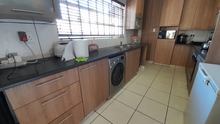 3 Bedroom Property for Sale in Kempton Park Ext 3 Gauteng
