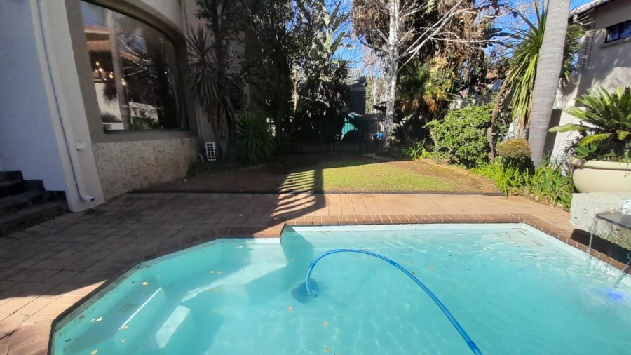 3 Bedroom Property for Sale in Glen Erasmia Gauteng