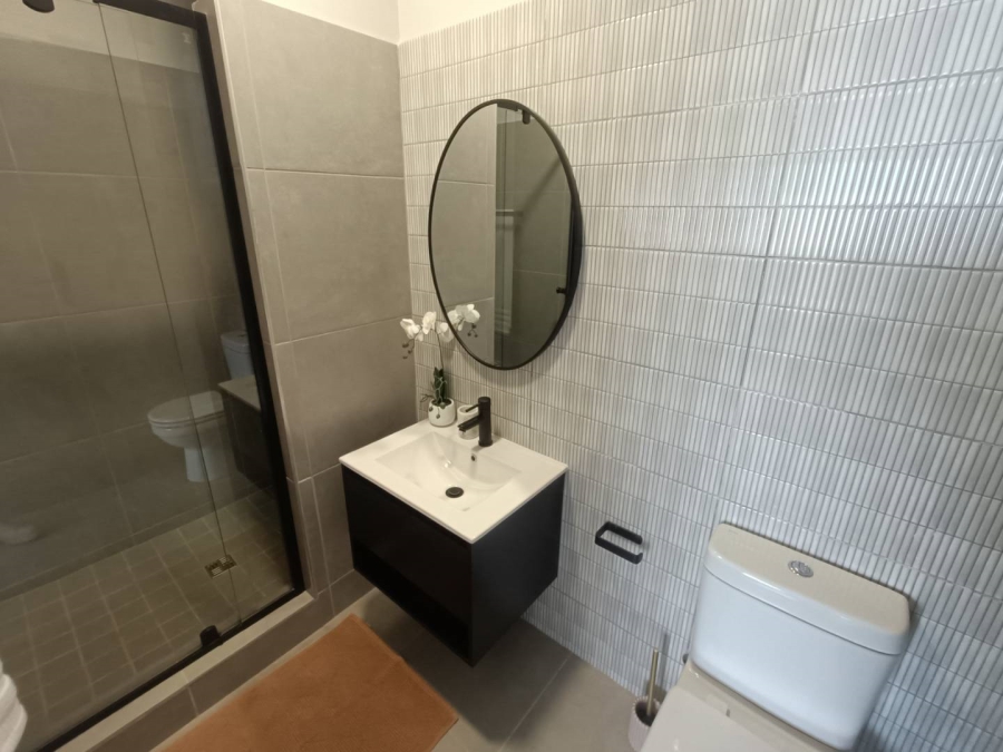 To Let 1 Bedroom Property for Rent in Waterkloof Ridge Gauteng