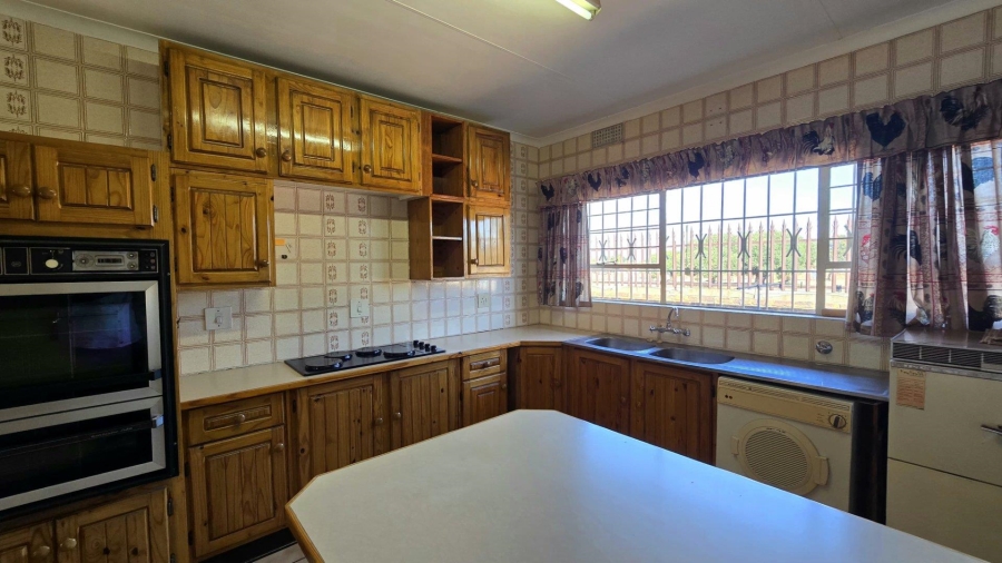 2 Bedroom Property for Sale in Brackenhurst Gauteng