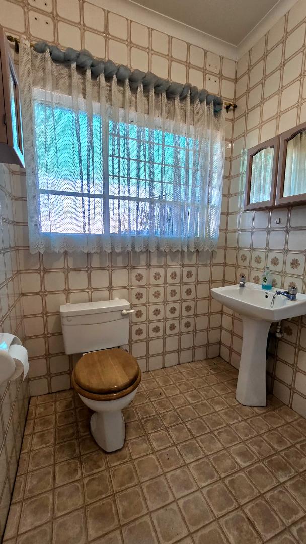2 Bedroom Property for Sale in Brackenhurst Gauteng