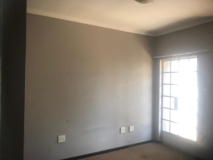 1 Bedroom Property for Sale in Sherwood Gardens Gauteng