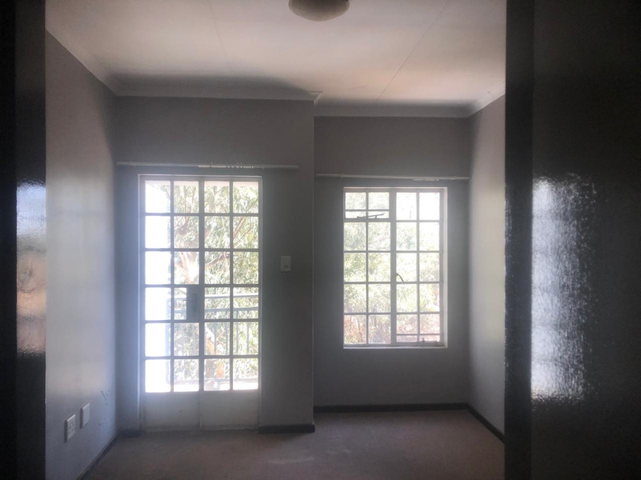 1 Bedroom Property for Sale in Sherwood Gardens Gauteng