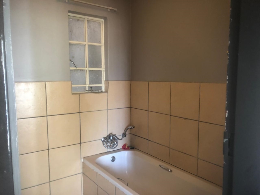 1 Bedroom Property for Sale in Sherwood Gardens Gauteng