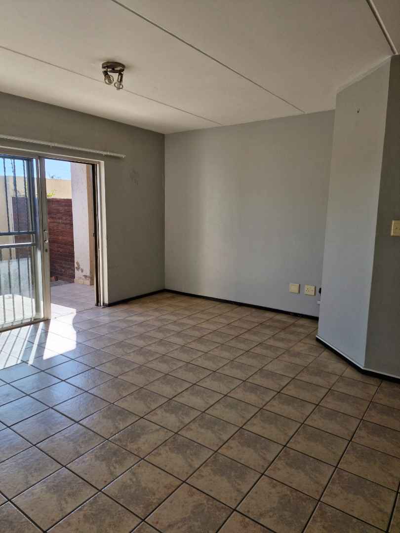 2 Bedroom Property for Sale in Bardene Gauteng