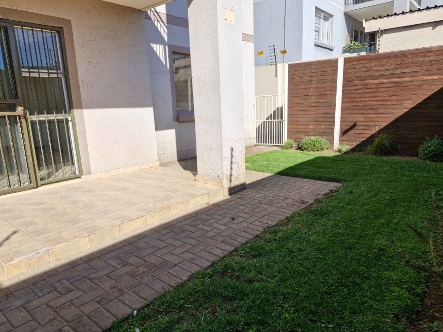 2 Bedroom Property for Sale in Bardene Gauteng
