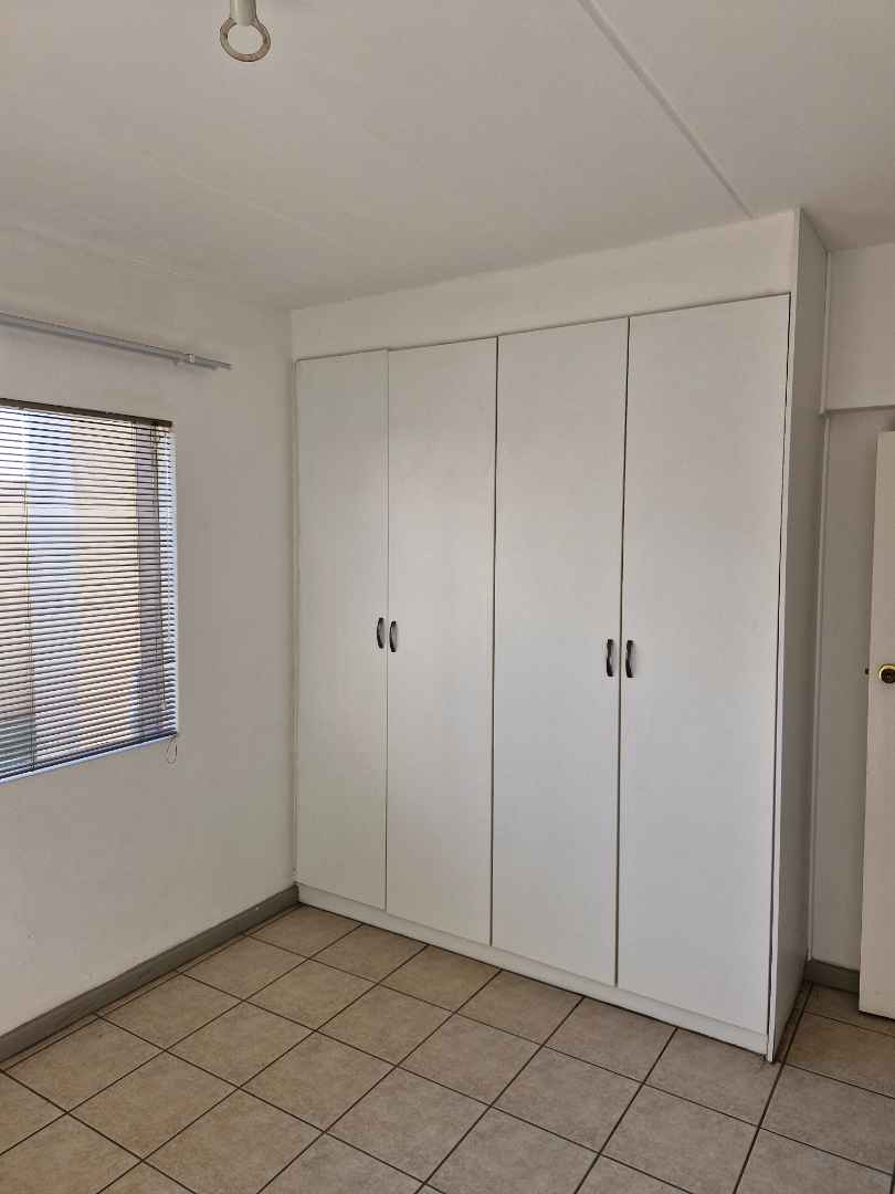 2 Bedroom Property for Sale in Bardene Gauteng