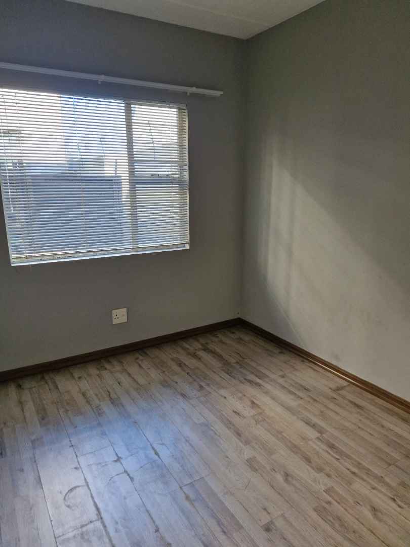 2 Bedroom Property for Sale in Bardene Gauteng