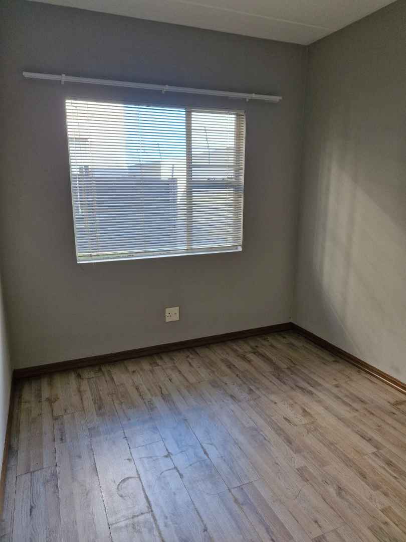 2 Bedroom Property for Sale in Bardene Gauteng