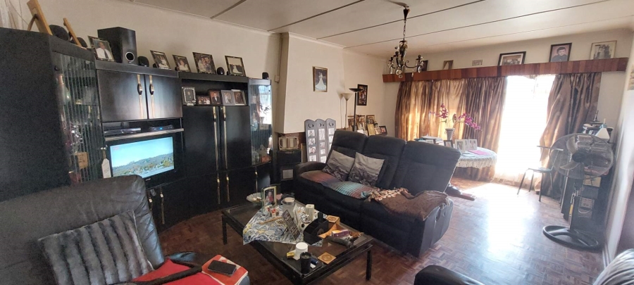 4 Bedroom Property for Sale in Tulisa Park Gauteng
