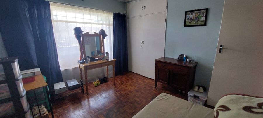 4 Bedroom Property for Sale in Tulisa Park Gauteng