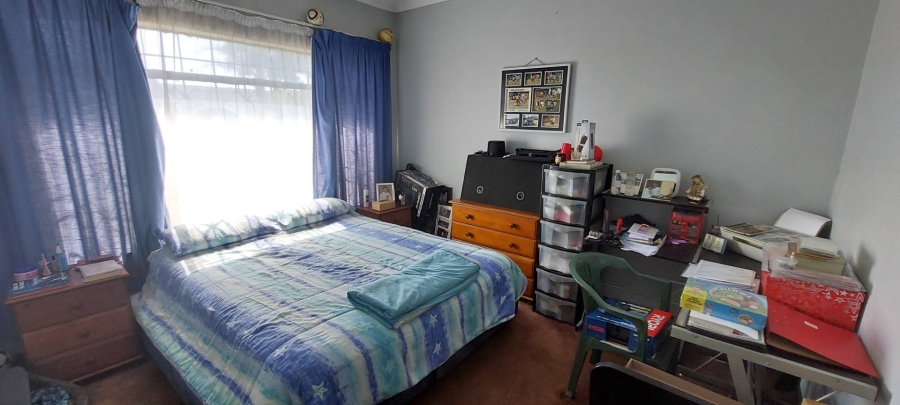 4 Bedroom Property for Sale in Tulisa Park Gauteng