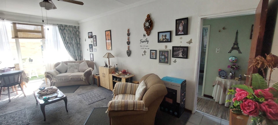 2 Bedroom Property for Sale in New Redruth Gauteng