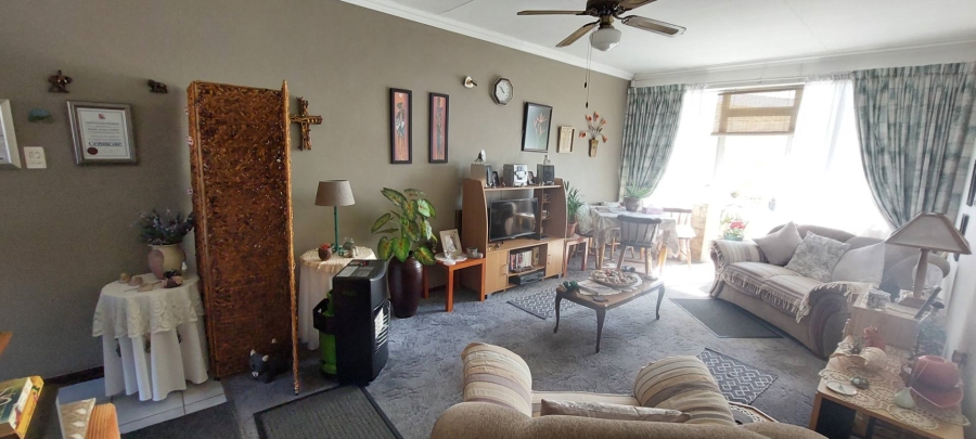 2 Bedroom Property for Sale in New Redruth Gauteng