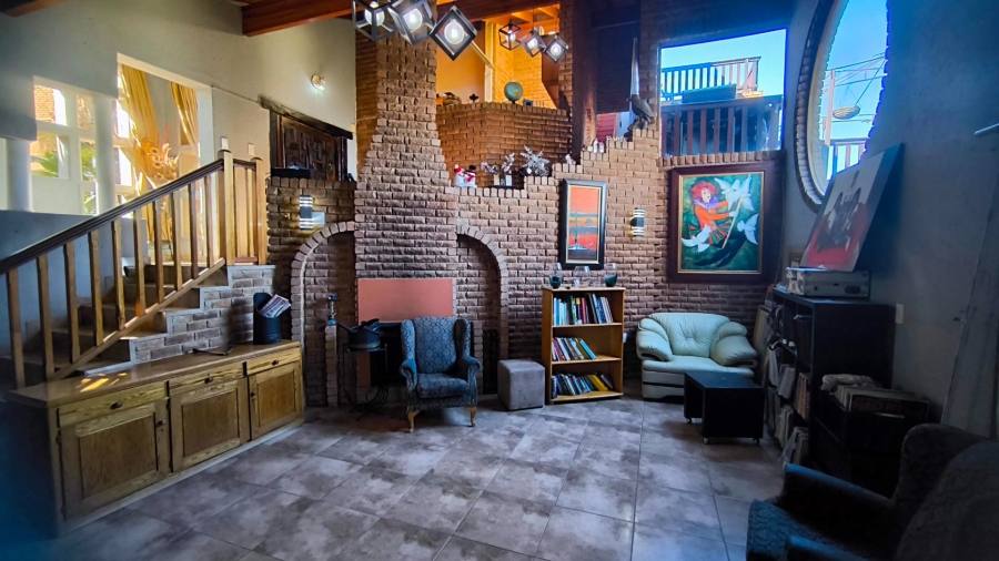 4 Bedroom Property for Sale in Bassonia Gauteng