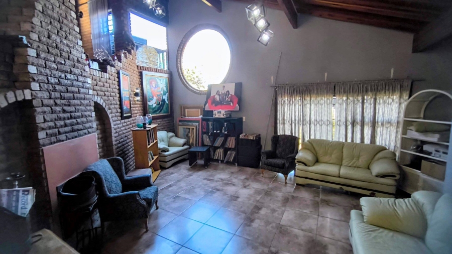 4 Bedroom Property for Sale in Bassonia Gauteng