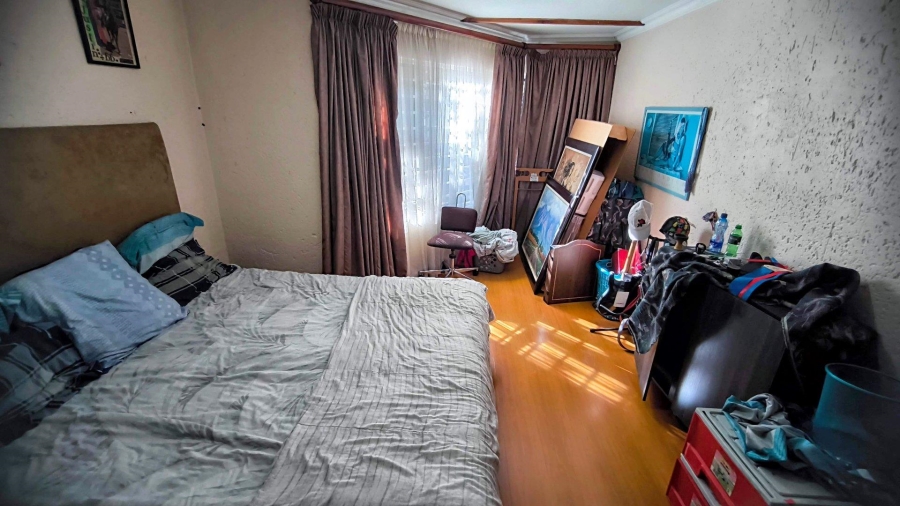 4 Bedroom Property for Sale in Bassonia Gauteng
