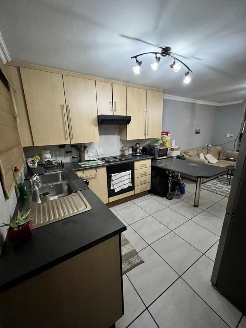 4 Bedroom Property for Sale in Bassonia Gauteng