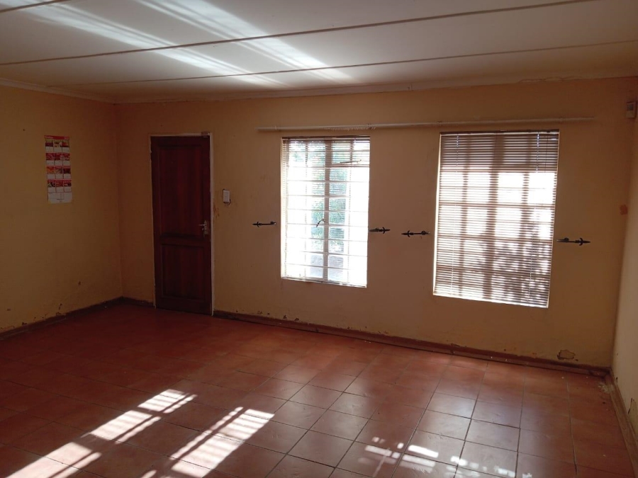 3 Bedroom Property for Sale in Vasfontein Gauteng