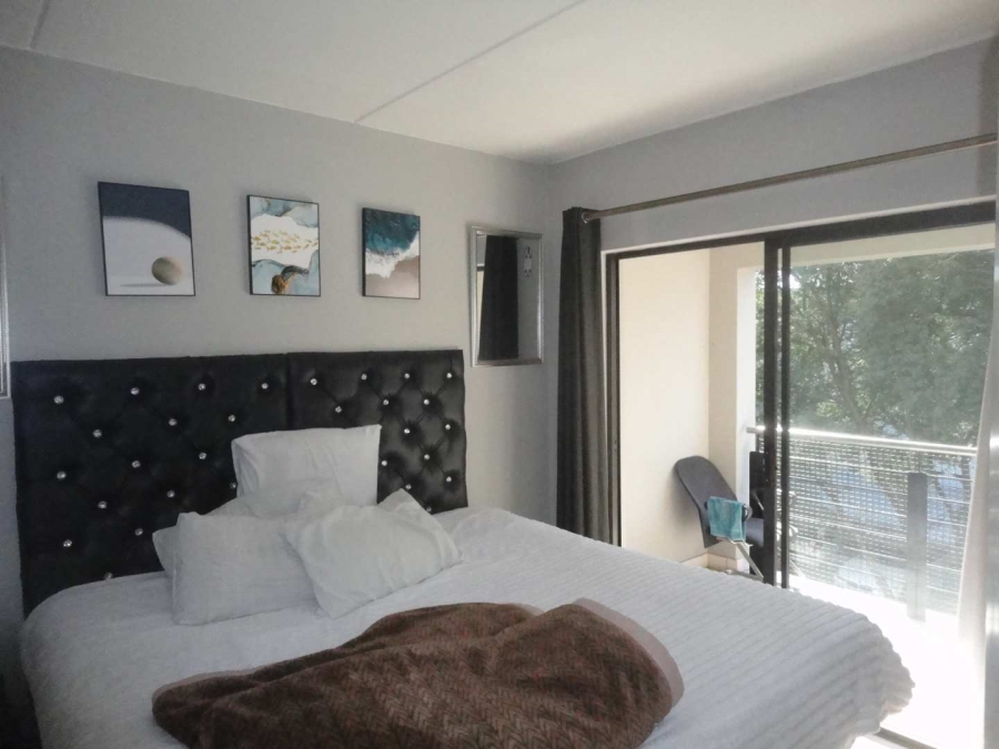 To Let 2 Bedroom Property for Rent in Magaliessig Gauteng