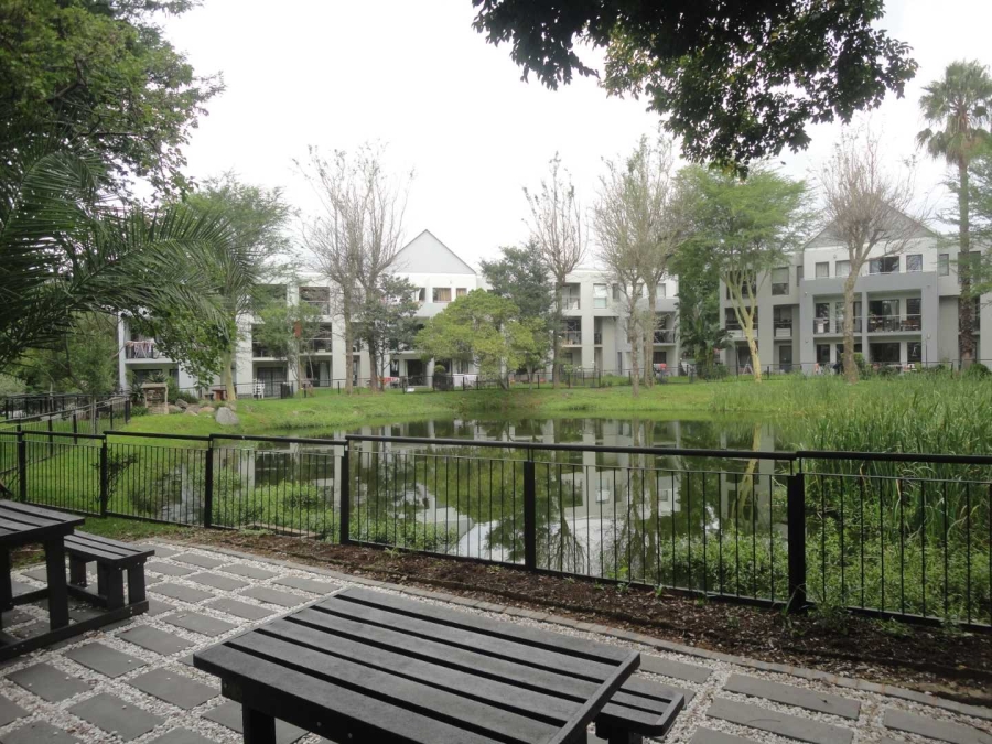 To Let 2 Bedroom Property for Rent in Magaliessig Gauteng
