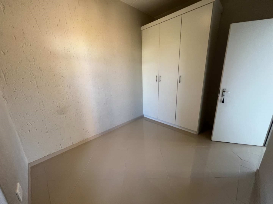 To Let 2 Bedroom Property for Rent in Lonehill Gauteng