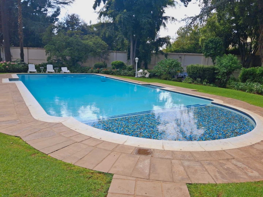 To Let 1 Bedroom Property for Rent in Sandown Gauteng