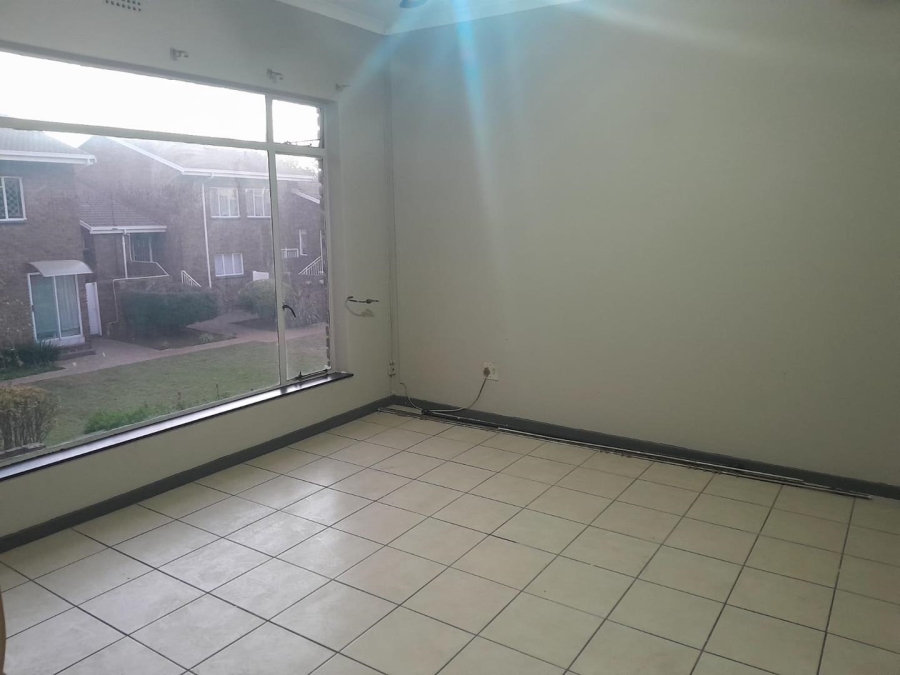 To Let 3 Bedroom Property for Rent in Brackenhurst Gauteng