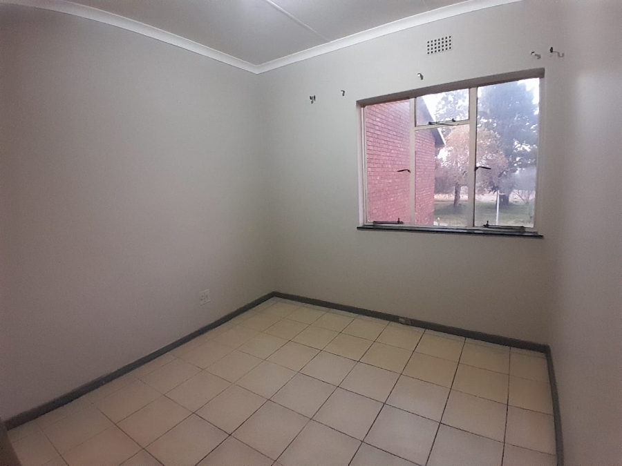 To Let 3 Bedroom Property for Rent in Brackenhurst Gauteng