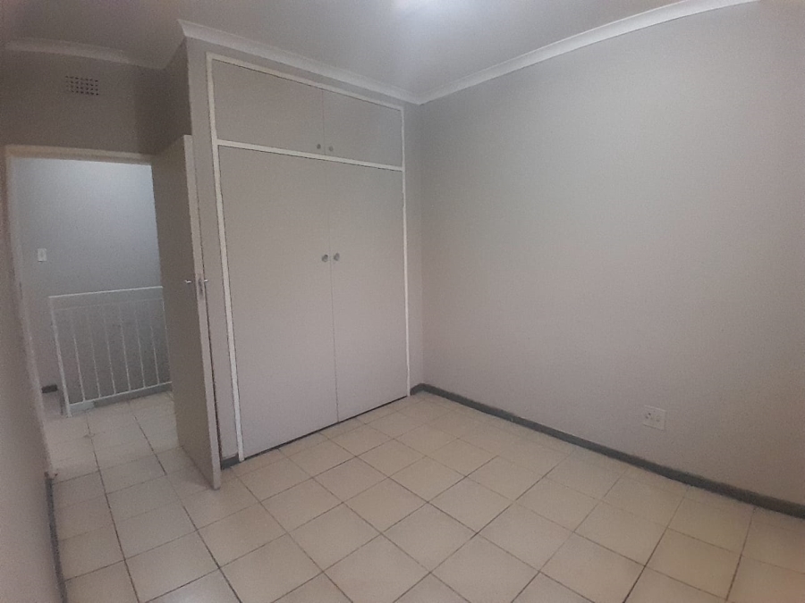 To Let 3 Bedroom Property for Rent in Brackenhurst Gauteng