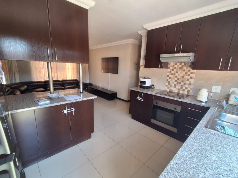 3 Bedroom Property for Sale in Brackendowns Gauteng
