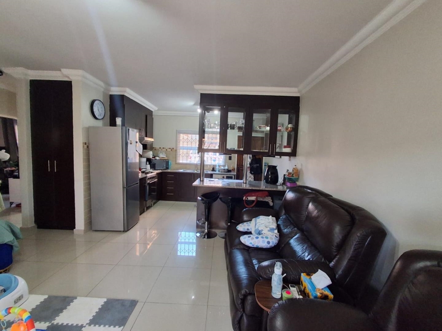 2 Bedroom Property for Sale in Brackendowns Gauteng