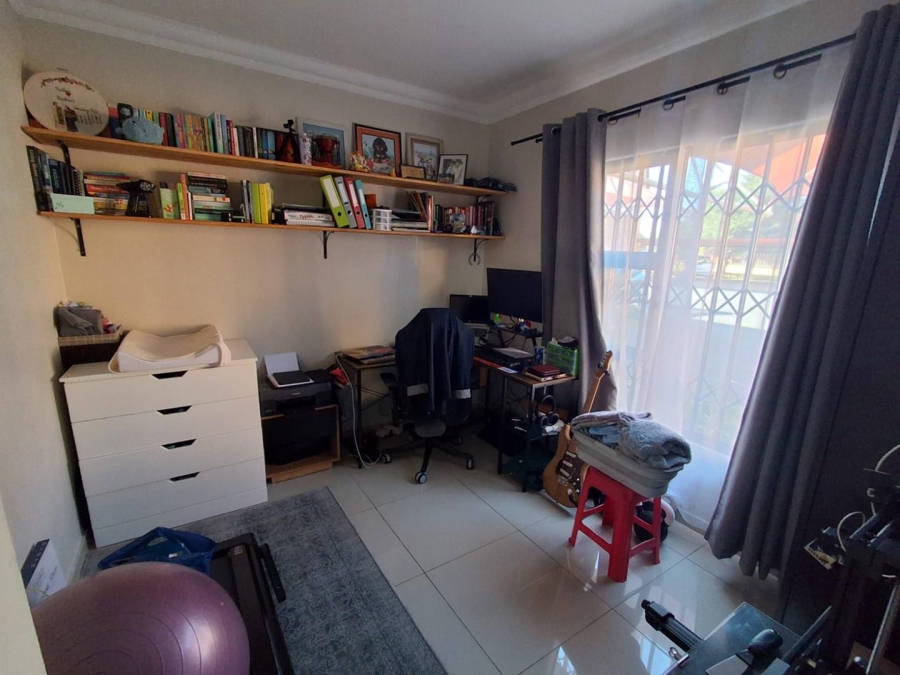 2 Bedroom Property for Sale in Brackendowns Gauteng