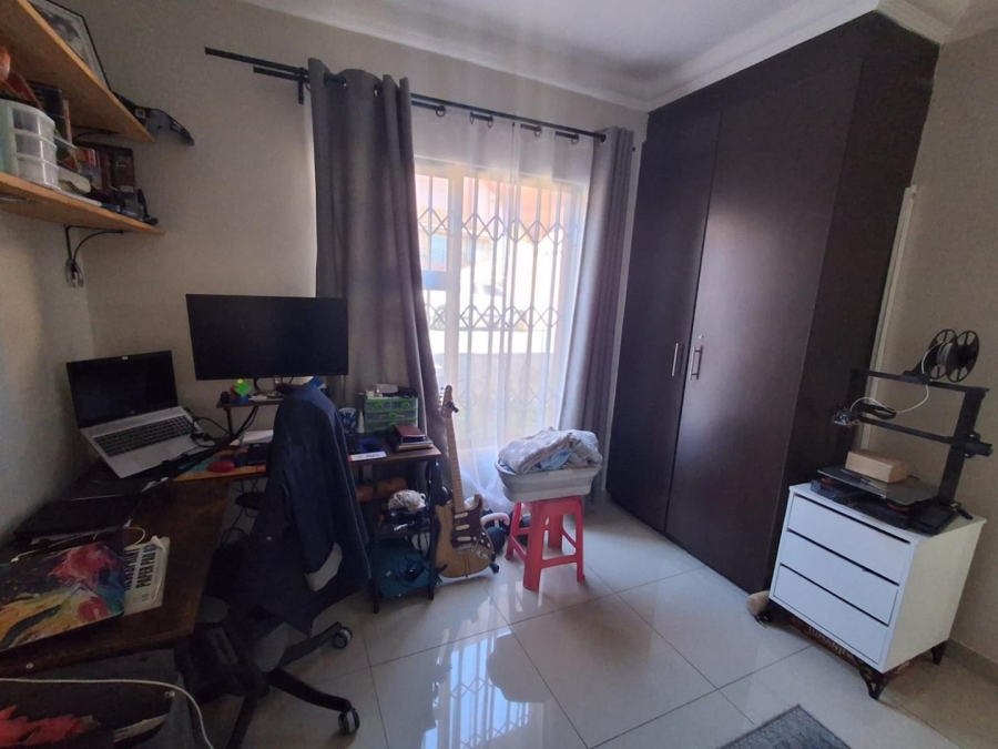 2 Bedroom Property for Sale in Brackendowns Gauteng
