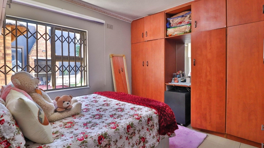 3 Bedroom Property for Sale in Sophiatown Gauteng