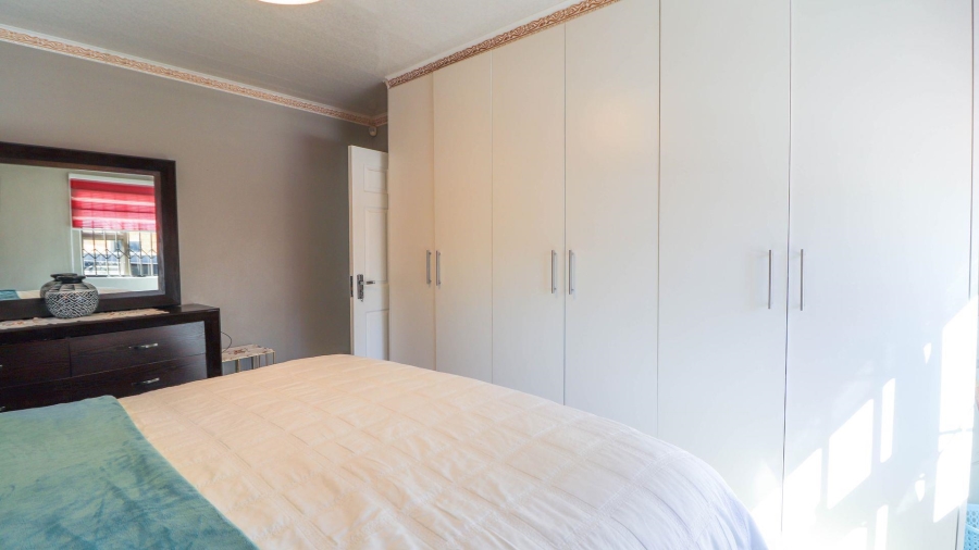 3 Bedroom Property for Sale in Sophiatown Gauteng