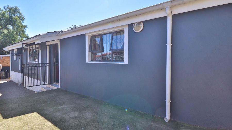 3 Bedroom Property for Sale in Sophiatown Gauteng