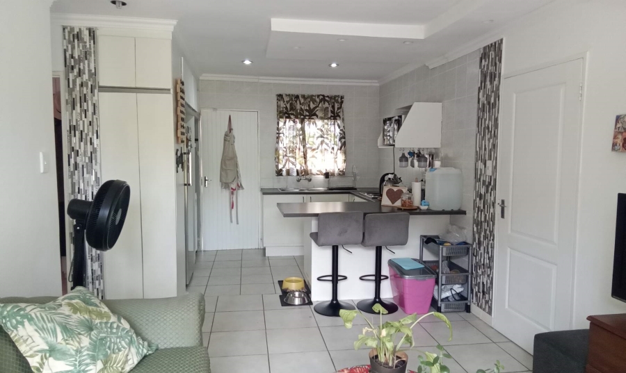 2 Bedroom Property for Sale in Wilgeheuwel Gauteng