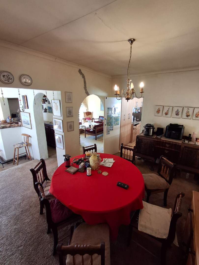 5 Bedroom Property for Sale in Eldoraigne Gauteng