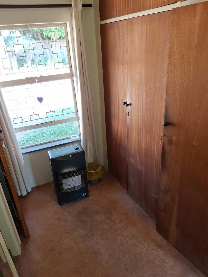 5 Bedroom Property for Sale in Eldoraigne Gauteng