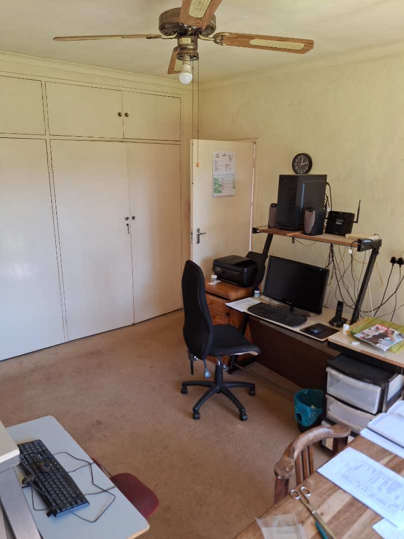 5 Bedroom Property for Sale in Eldoraigne Gauteng