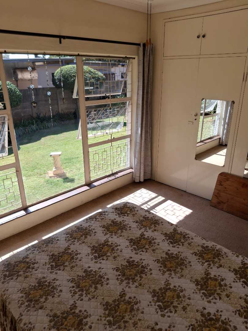 5 Bedroom Property for Sale in Eldoraigne Gauteng