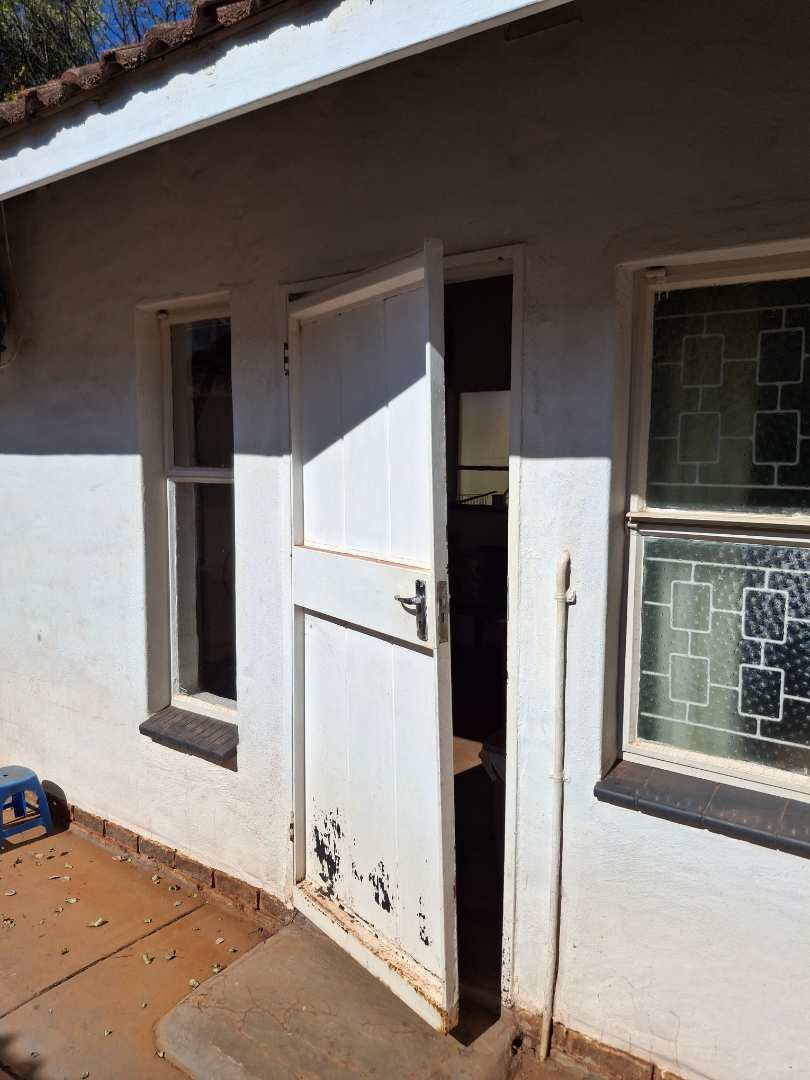 5 Bedroom Property for Sale in Eldoraigne Gauteng