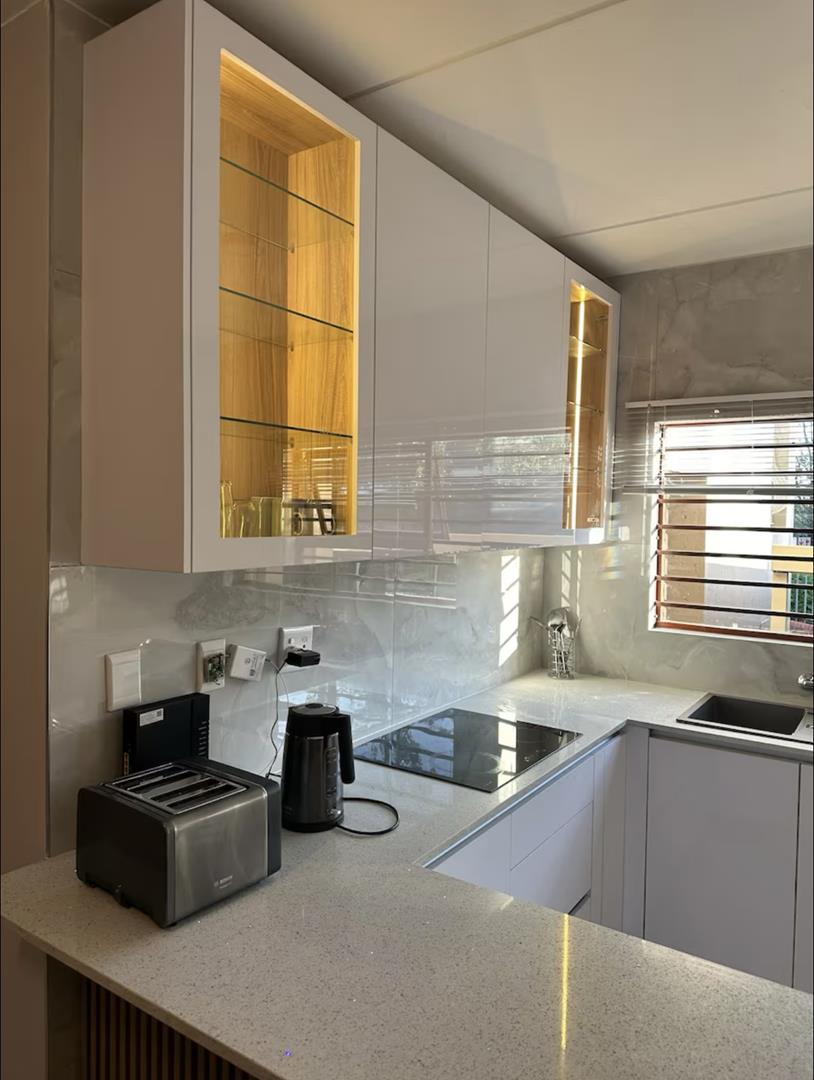 To Let 2 Bedroom Property for Rent in Sunninghill Gauteng