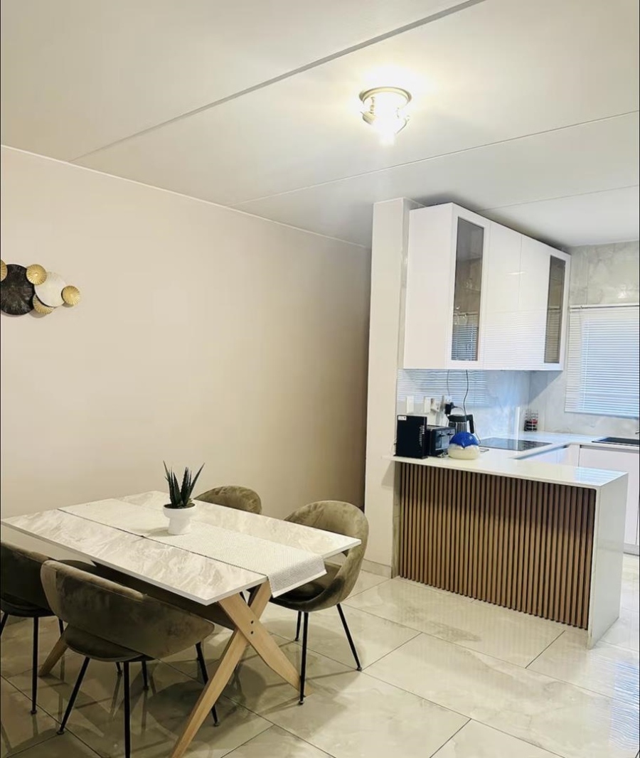To Let 2 Bedroom Property for Rent in Sunninghill Gauteng