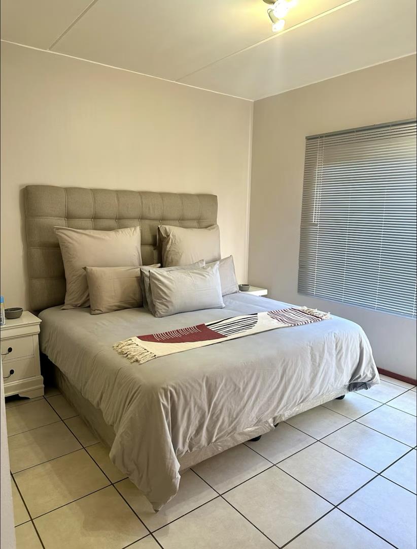 To Let 2 Bedroom Property for Rent in Sunninghill Gauteng
